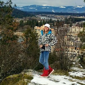 Meet your Posher, Mimi